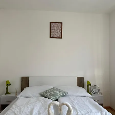 Apartment Galagonyas *