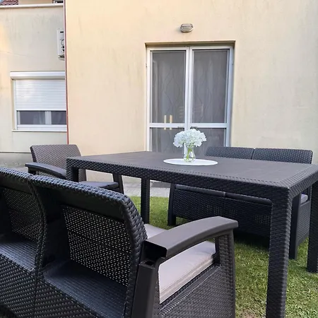 Galagonyas Apartment